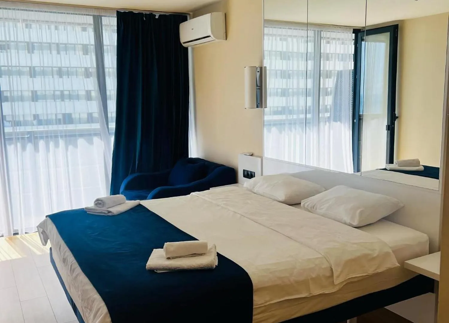 Orbi Twin Tower Apartment Batumi Georgia